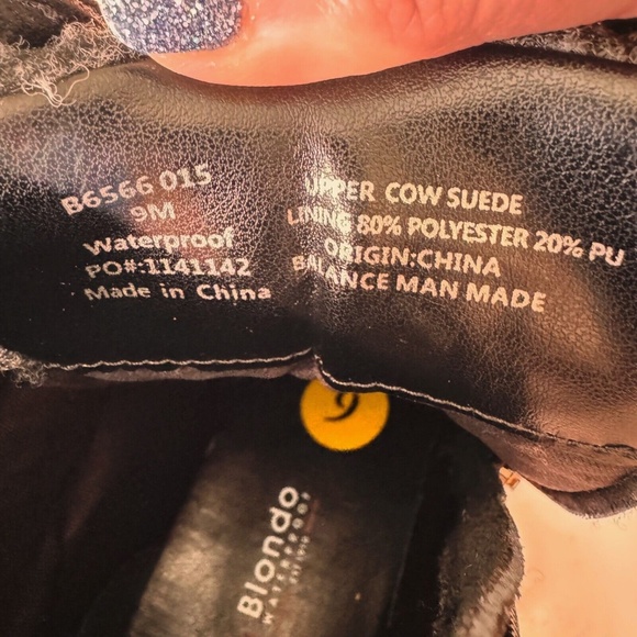 Blondo Waterproof Black Suede Lace-Up Side Access Boots Size 9 W/Sherpa Fleece - Picture 12 of 12